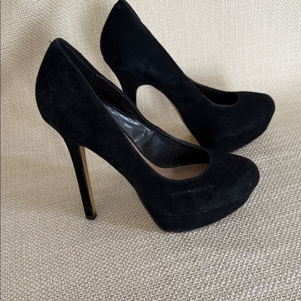 Steve Madden Classic Black Suede Heels